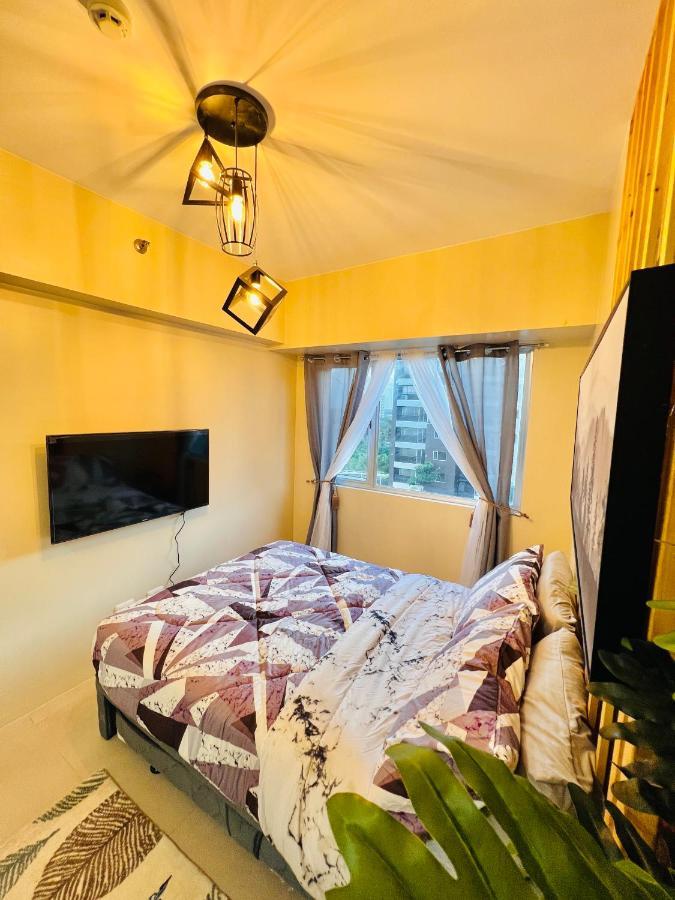 Apartmán * *P Fantastic 2Br Option For 8 Iloilo City Exteriér fotografie